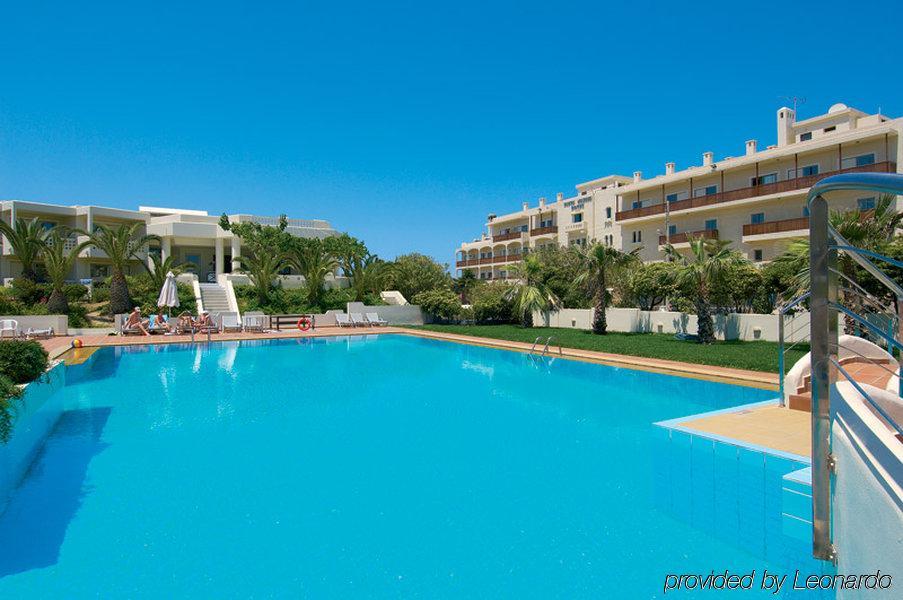Margarita Beach Hotel Agia Marina Exterior foto
